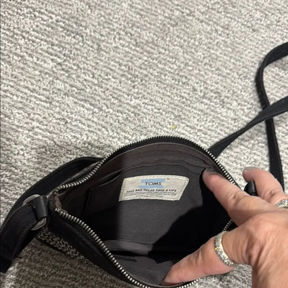Toms Stylish Black and White Women's Bag